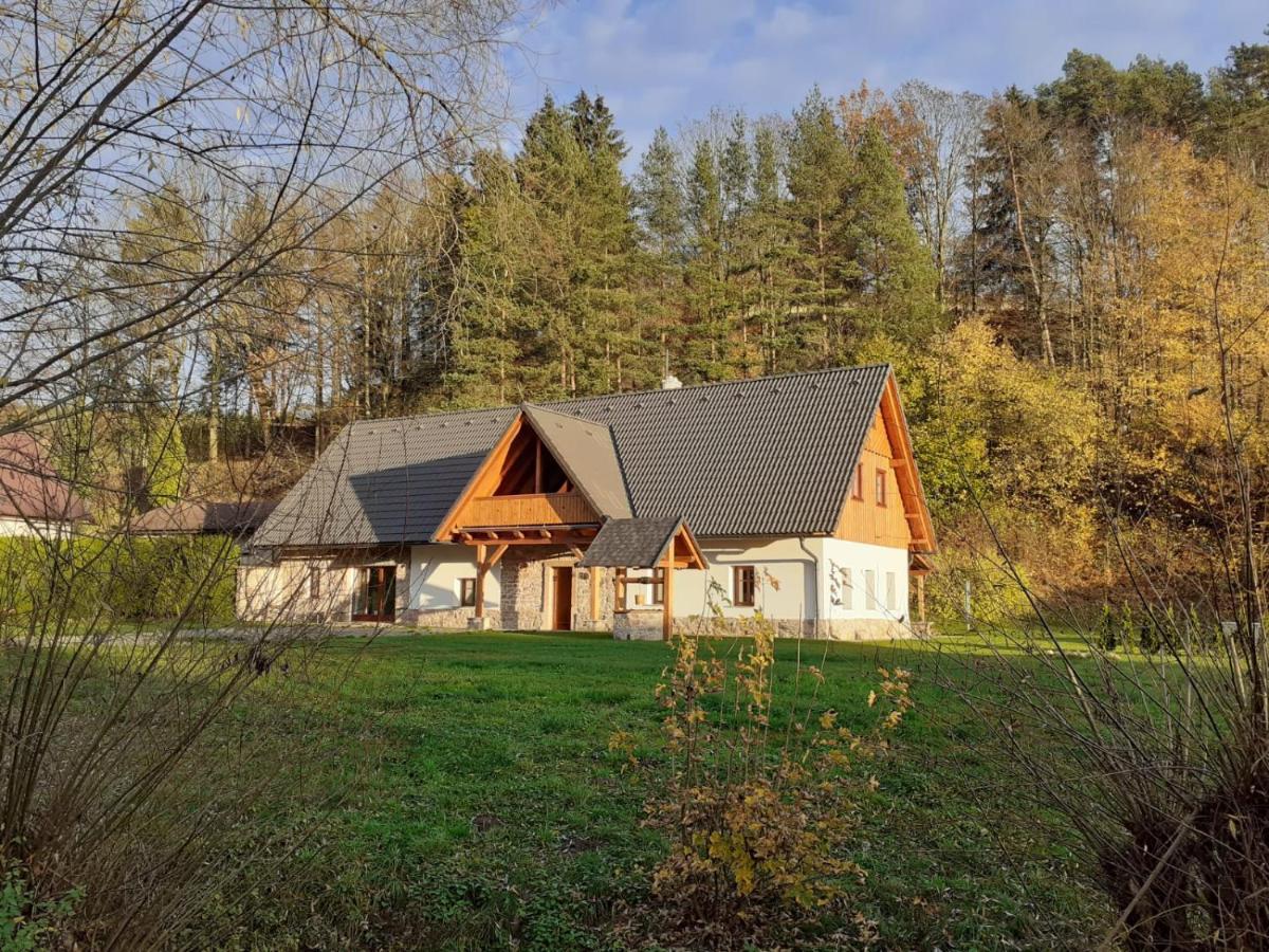 The Retreat Villa Zdarky Екстериор снимка
